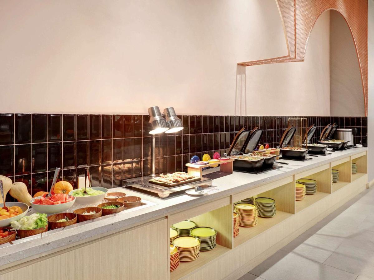 ホテル Ibis Styles Bogor Pajajaran エクステリア 写真