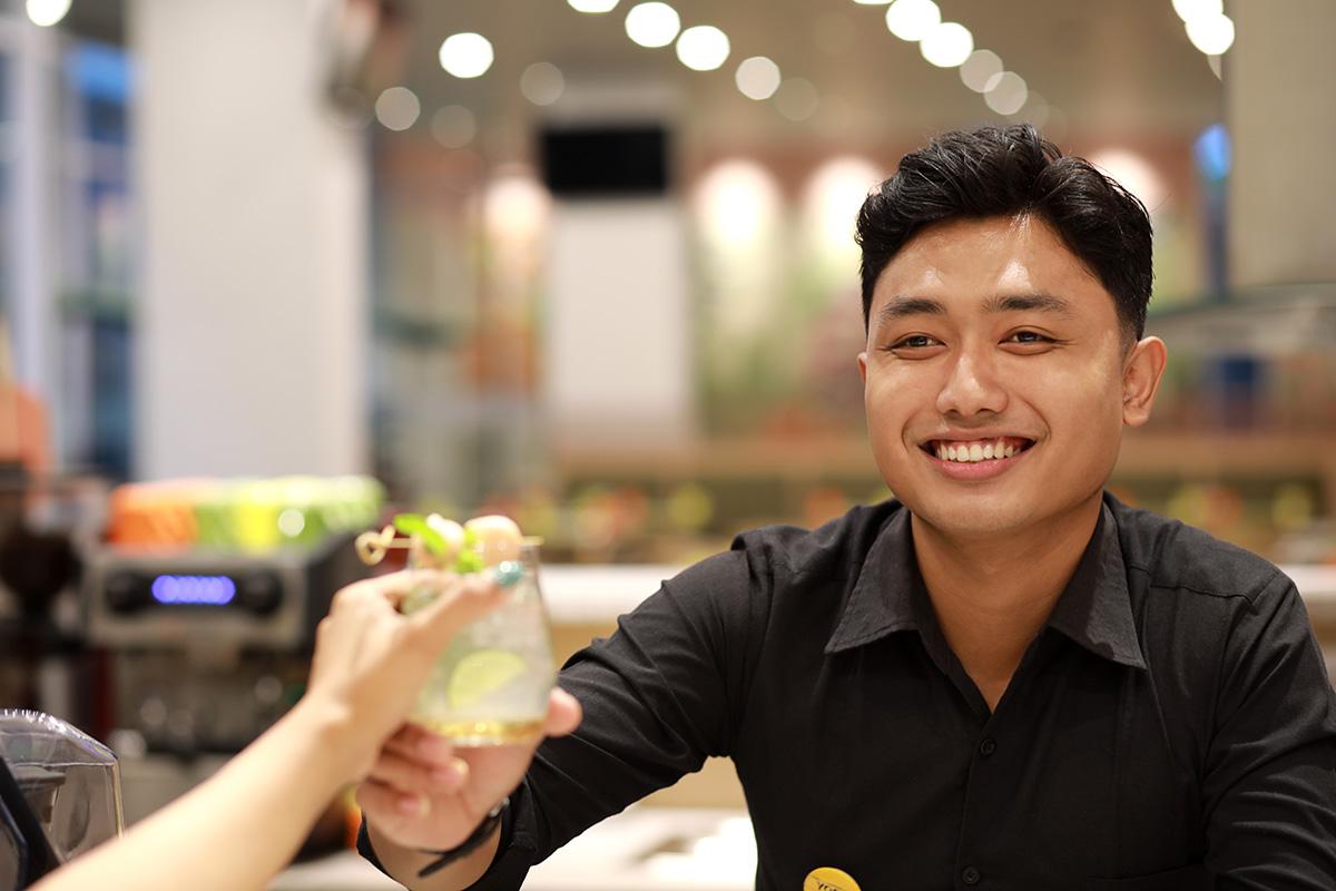 ホテル Ibis Styles Bogor Pajajaran エクステリア 写真